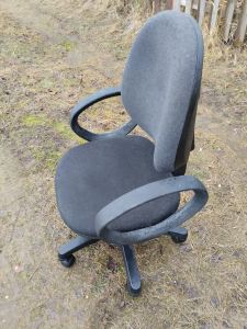 Black ergonomic ofisa krēsls ― Krēslu veikals Bruņinieku 98,Rīga, 10.00-18.00, tālr.67205028, 29104805